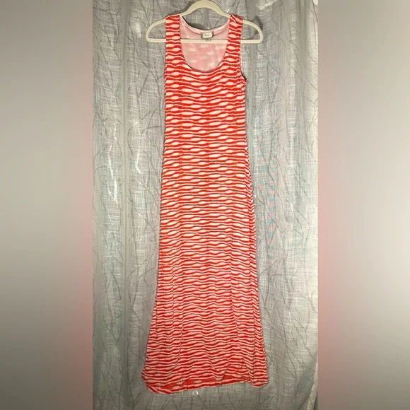 beige by eci maxi dress Beige by ECI Dress – Deals on Designers main image 1